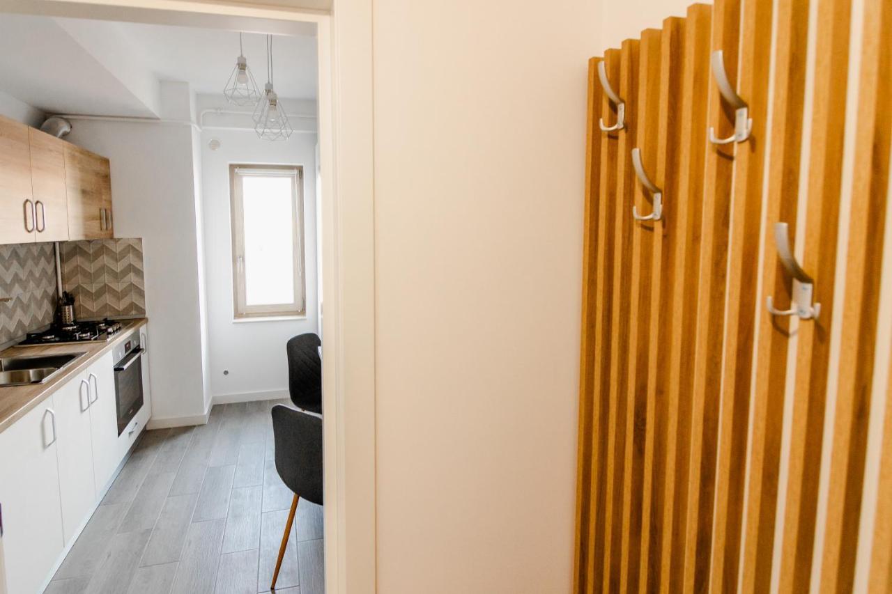 Samplus Central Apartment クラヨーヴァ エクステリア 写真